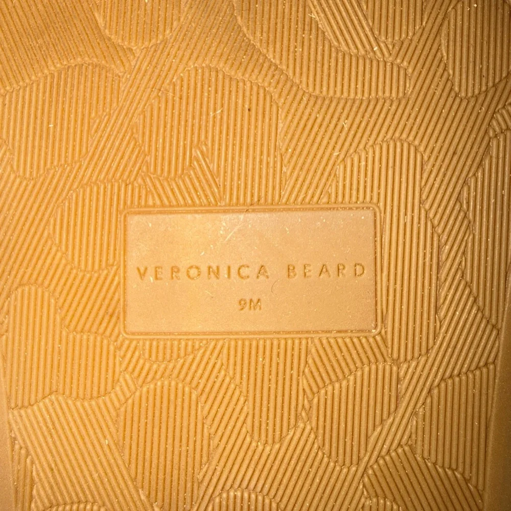 Veronica Beard Studded Suede Fern Clogs in Sand Sz 9 - Picture 4 of 5